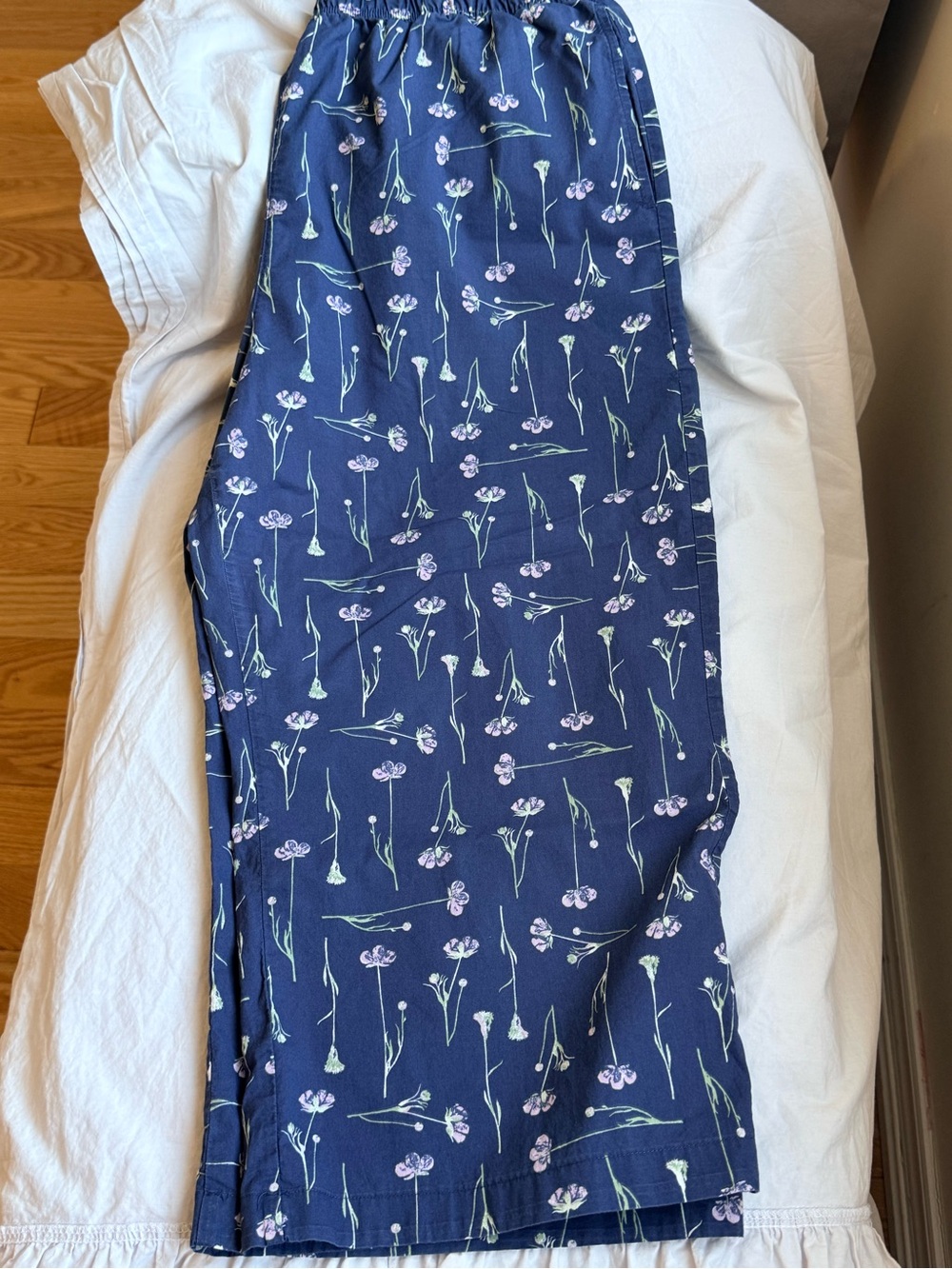 UNIQLO Floral Drawstring Lounge Pants